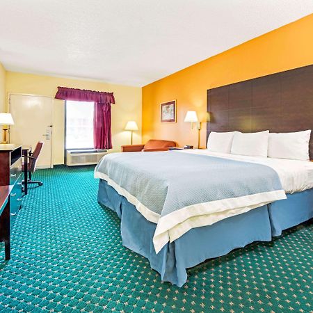 Days Inn By Wyndham Covington Extérieur photo