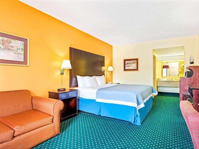 Days Inn By Wyndham Covington Extérieur photo