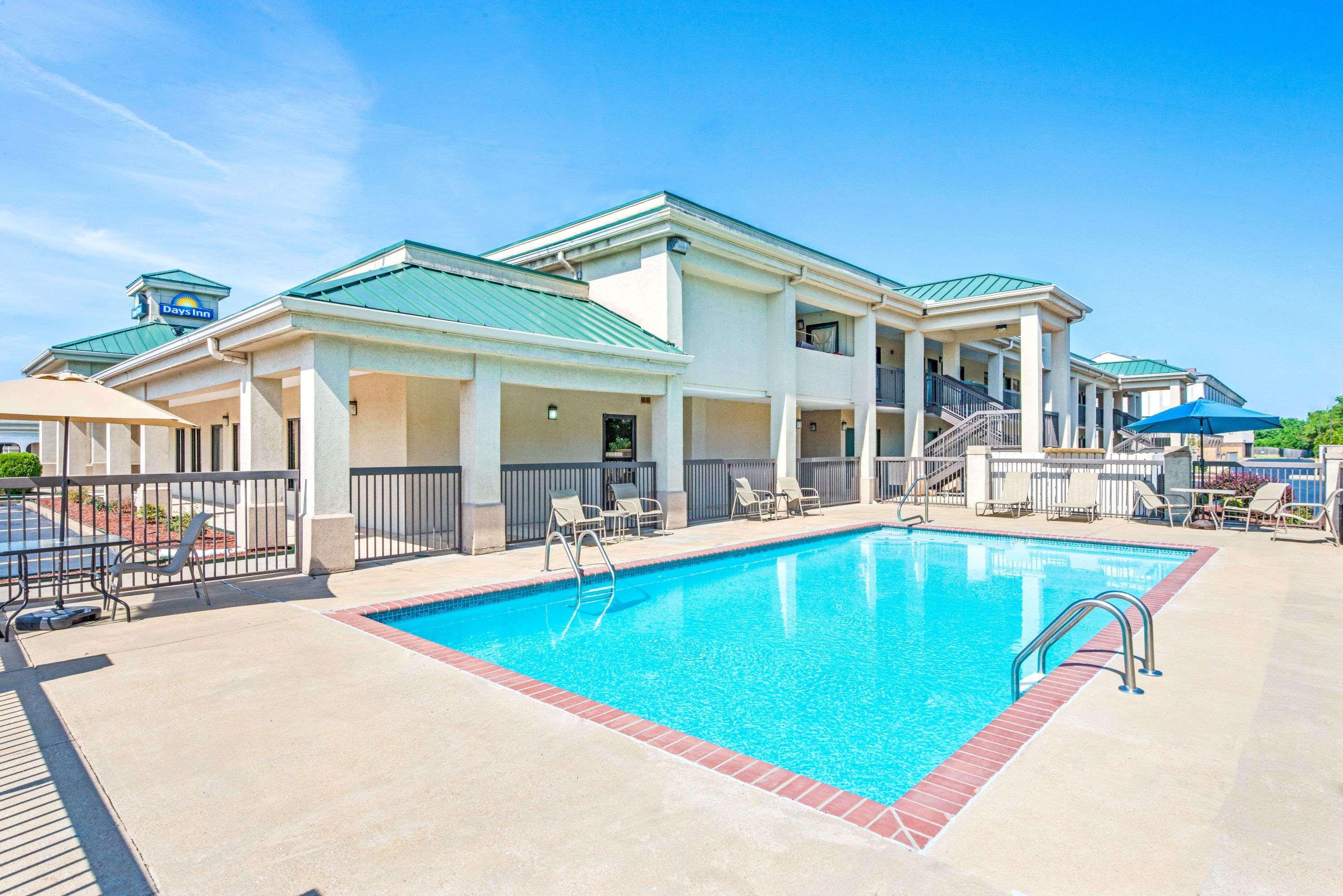 Days Inn By Wyndham Covington Extérieur photo