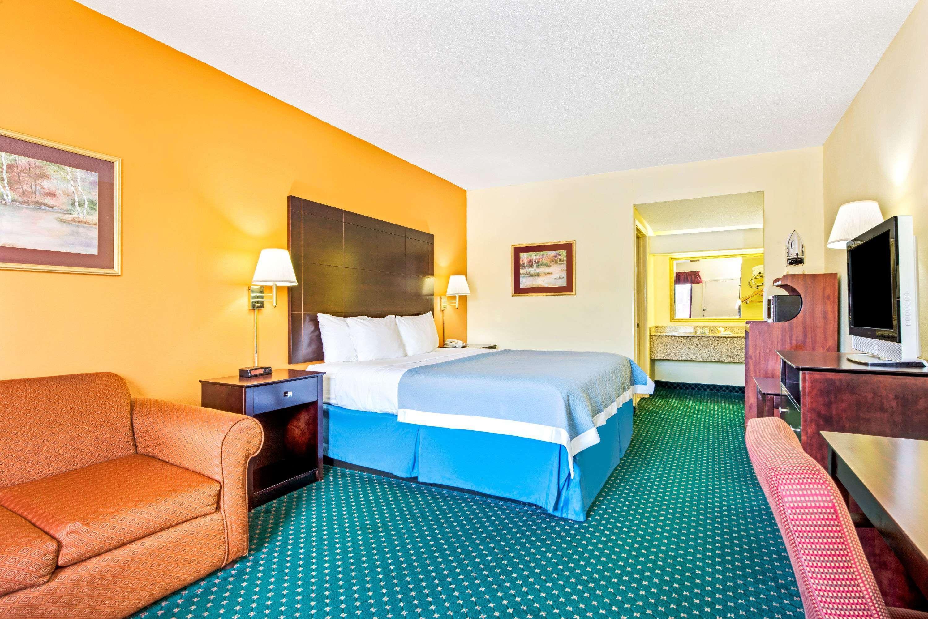 Days Inn By Wyndham Covington Extérieur photo